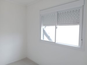 Casa com 87m², 2 dormitórios no bairro Vila Nova em Porto Alegre para Alugar