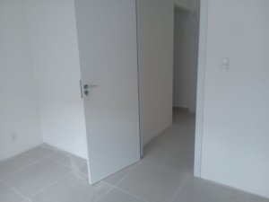 Casa com 87m², 2 dormitórios no bairro Vila Nova em Porto Alegre para Alugar