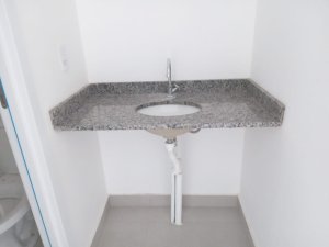 Casa com 87m², 2 dormitórios no bairro Vila Nova em Porto Alegre para Alugar