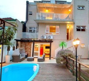 Casa comercial com 398m² no bairro Higienópolis em Porto Alegre para Alugar