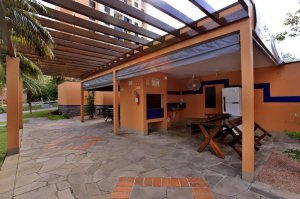 Apartamento com 55m², 2 dormitórios no bairro Morro Santana em Porto Alegre para Alugar