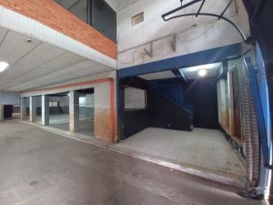 Depósito com 550m² no bairro São Geraldo em Porto Alegre para Alugar