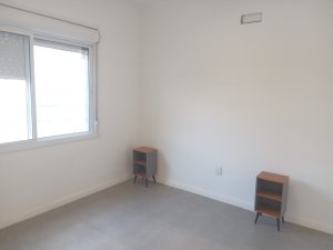 Apartamento com 79m², 2 dormitórios no bairro Rio Branco em Porto Alegre para Alugar