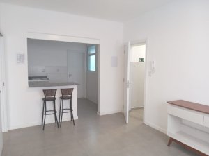 Apartamento com 79m², 2 dormitórios no bairro Rio Branco em Porto Alegre para Alugar