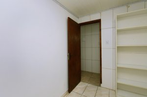 Casa com 65m², 2 dormitórios no bairro Jardim Europa em Porto Alegre para Alugar
