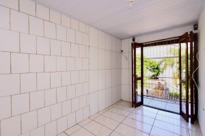 Casa com 65m², 2 dormitórios no bairro Jardim Europa em Porto Alegre para Alugar