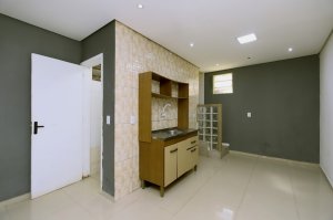 Casa com 65m², 2 dormitórios no bairro Jardim Europa em Porto Alegre para Alugar