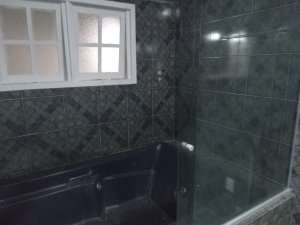 Casa comercial com 270m² no bairro Azenha em Porto Alegre para Alugar
