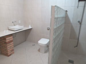 Casa comercial com 270m² no bairro Azenha em Porto Alegre para Alugar