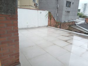 Casa comercial com 270m² no bairro Azenha em Porto Alegre para Alugar