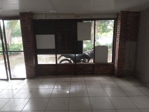 Casa comercial com 270m² no bairro Azenha em Porto Alegre para Alugar