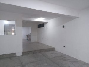 Casa comercial com 270m² no bairro Azenha em Porto Alegre para Alugar