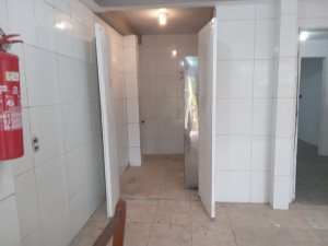 Casa comercial com 270m² no bairro Azenha em Porto Alegre para Alugar