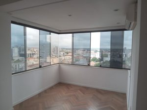 Apartamento com 89m², 2 dormitórios no bairro Moinhos de Vento em Porto Alegre para Alugar