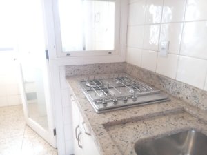 Apartamento com 89m², 2 dormitórios no bairro Moinhos de Vento em Porto Alegre para Alugar