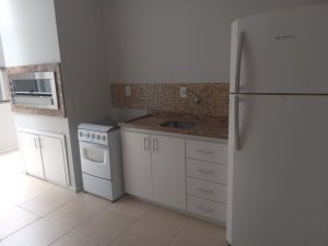 Apartamento com 89m², 2 dormitórios no bairro Moinhos de Vento em Porto Alegre para Alugar