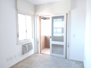 Apartamento com 89m², 2 dormitórios no bairro Moinhos de Vento em Porto Alegre para Alugar