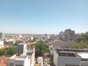 Apartamento com 89m², 2 dormitórios no bairro Moinhos de Vento em Porto Alegre para Alugar