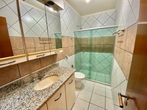 Casa em Condomínio com 200m², 3 dormitórios no bairro Jardim Isabel em Porto Alegre para Alugar