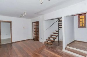 Casa comercial com 150m² no bairro Auxiliadora em Porto Alegre para Alugar