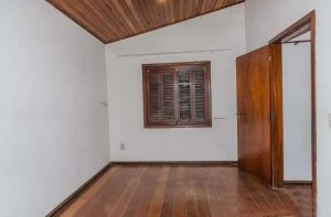 Casa comercial com 150m² no bairro Auxiliadora em Porto Alegre para Alugar