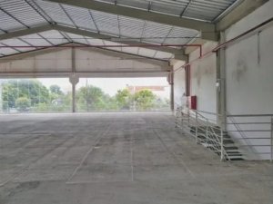 Loja com 1.100m² no bairro São Sebastião em Porto Alegre para Alugar