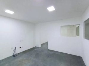 Pavilhão com 1.300m² no bairro São Geraldo em Porto Alegre para Alugar