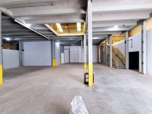 Pavilhão com 1.300m² no bairro São Geraldo em Porto Alegre para Alugar