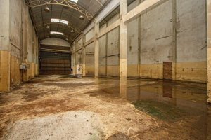 Pavilhão com 560m² no bairro Floresta em Porto Alegre para Alugar