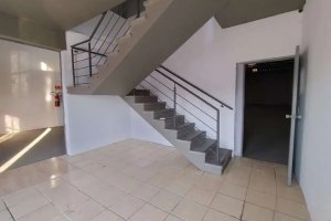 Pavilhão com 550m² no bairro Sarandi em Porto Alegre para Alugar