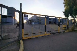 Pavilhão com 550m² no bairro Sarandi em Porto Alegre para Alugar