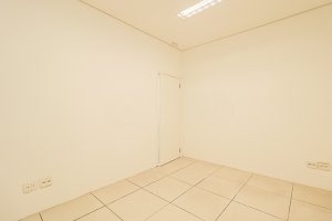 Loja com 222m² no bairro Vila Jardim em Porto Alegre para Alugar