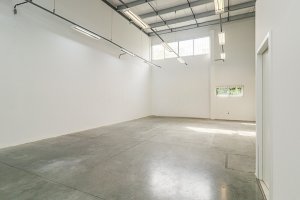 Loja com 222m² no bairro Vila Jardim em Porto Alegre para Alugar