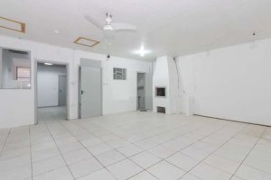 Depósito com 350m² no bairro Navegantes em Porto Alegre para Alugar