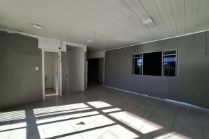 Depósito com 250m² no bairro Navegantes em Porto Alegre para Alugar