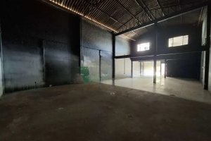 Depósito com 250m² no bairro Navegantes em Porto Alegre para Alugar