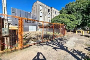Depósito com 250m² no bairro Navegantes em Porto Alegre para Alugar