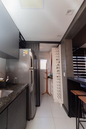 Apartamento com 48m², 1 dormitório no bairro Santa Cecília em Porto Alegre para Alugar