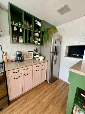 Apartamento com 63m², 2 dormitórios no bairro Passo da Areia em Porto Alegre para Alugar