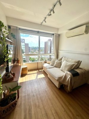 Apartamento com 63m², 2 dormitórios no bairro Passo da Areia em Porto Alegre para Alugar