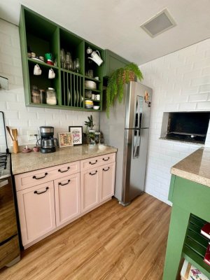 Apartamento com 63m², 2 dormitórios no bairro Passo da Areia em Porto Alegre para Alugar