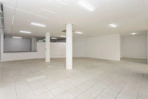 Loja com 780m² no bairro Navegantes em Porto Alegre para Alugar