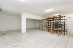 Loja com 780m² no bairro Navegantes em Porto Alegre para Alugar
