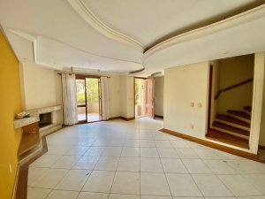 Casa em Condomínio com 350m², 4 dormitórios no bairro Vila Conceição em Porto Alegre para Alugar
