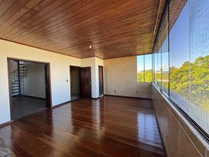 Apartamento com 91m², 2 dormitórios no bairro Cristo Redentor em Porto Alegre para Alugar