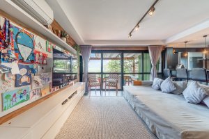 Apartamento com 154m², 3 dormitórios no bairro Chácara das Pedras em Porto Alegre para Alugar