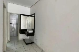 Loja com 150m² no bairro Cristo Redentor em Porto Alegre para Alugar