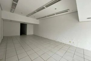 Loja com 150m² no bairro Cristo Redentor em Porto Alegre para Alugar