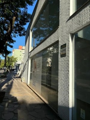 Loja com 250m² no bairro Independência em Porto Alegre para Alugar