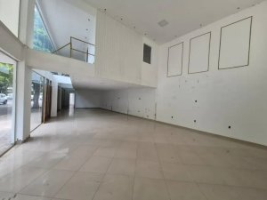 Loja com 250m² no bairro Independência em Porto Alegre para Alugar